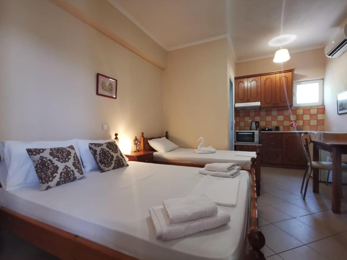 Brb Rooms Himare Quarto foto