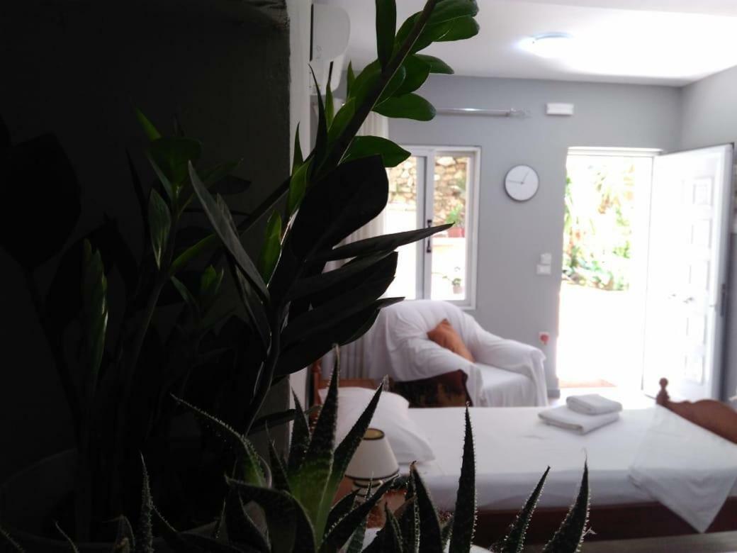 Brb Rooms Himare Exterior foto